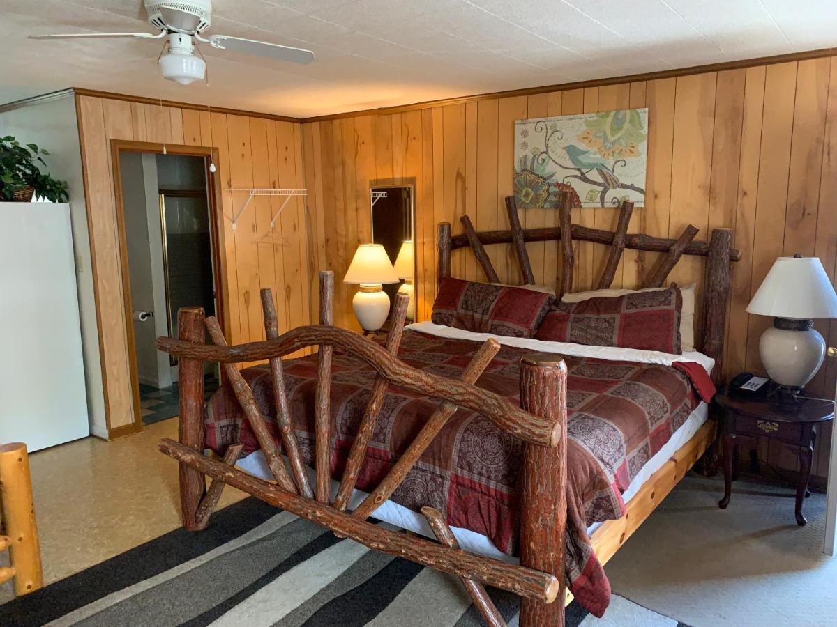 Phillips Historic Motel & Cottages Robbinsville Extérieur photo