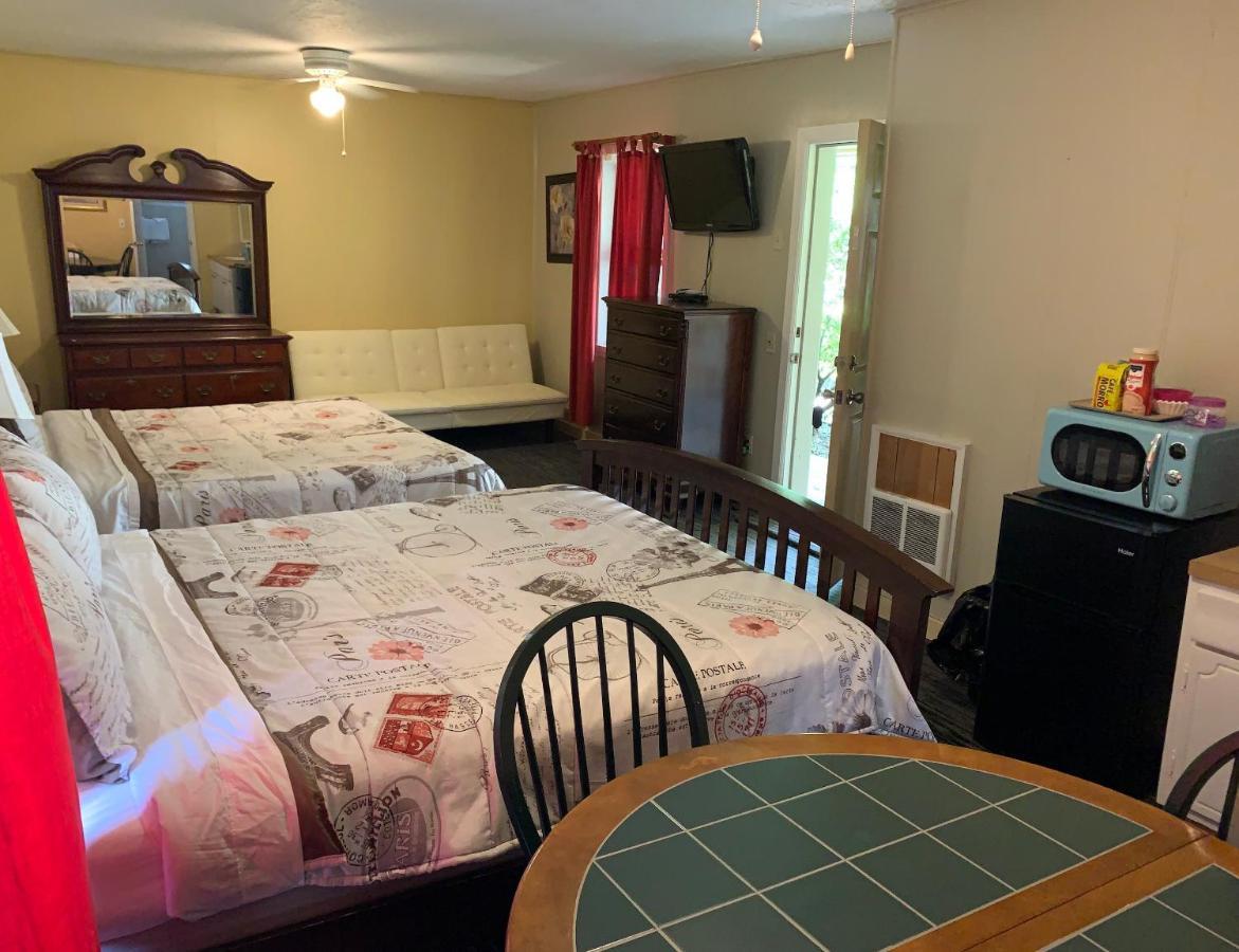 Phillips Historic Motel & Cottages Robbinsville Extérieur photo