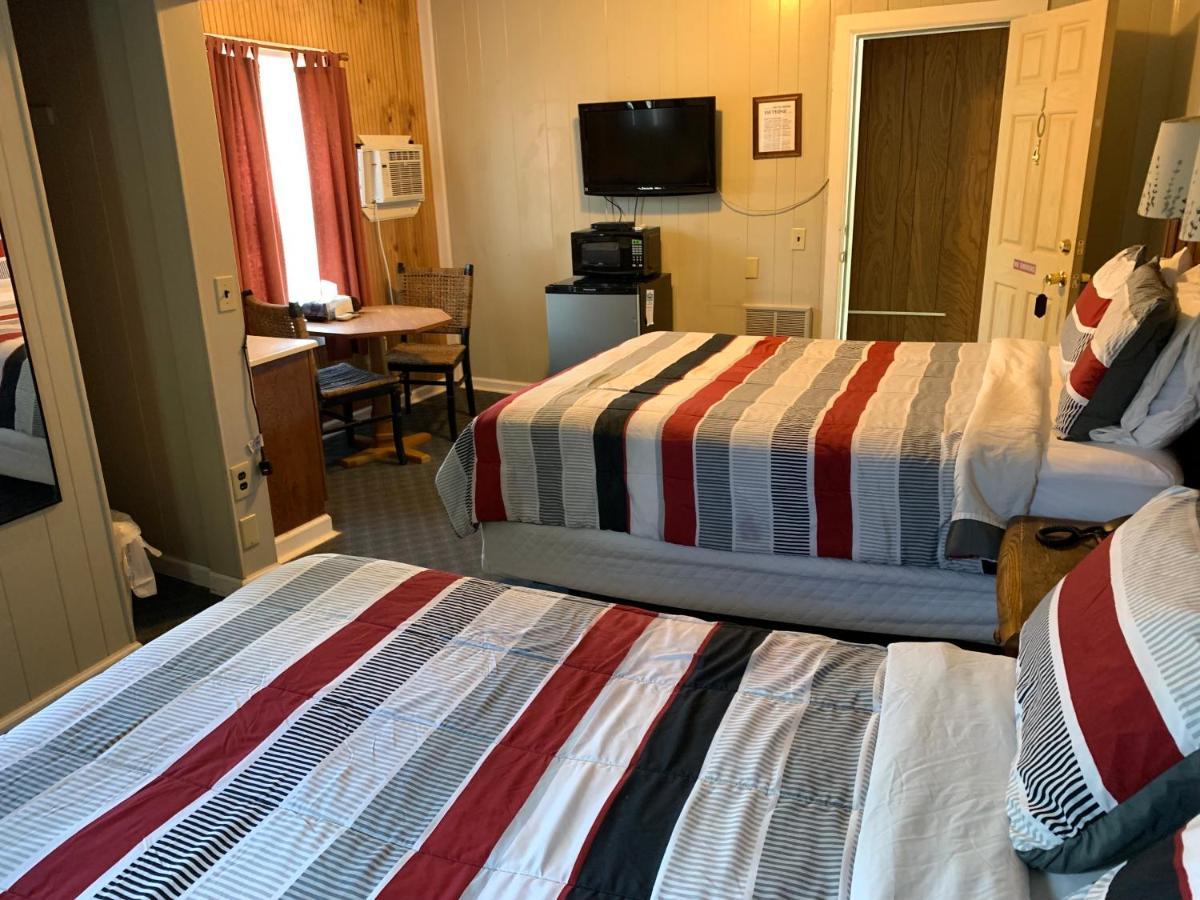 Phillips Historic Motel & Cottages Robbinsville Extérieur photo