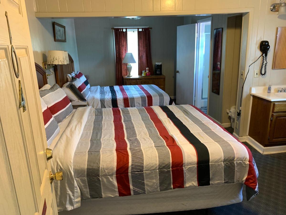 Phillips Historic Motel & Cottages Robbinsville Extérieur photo