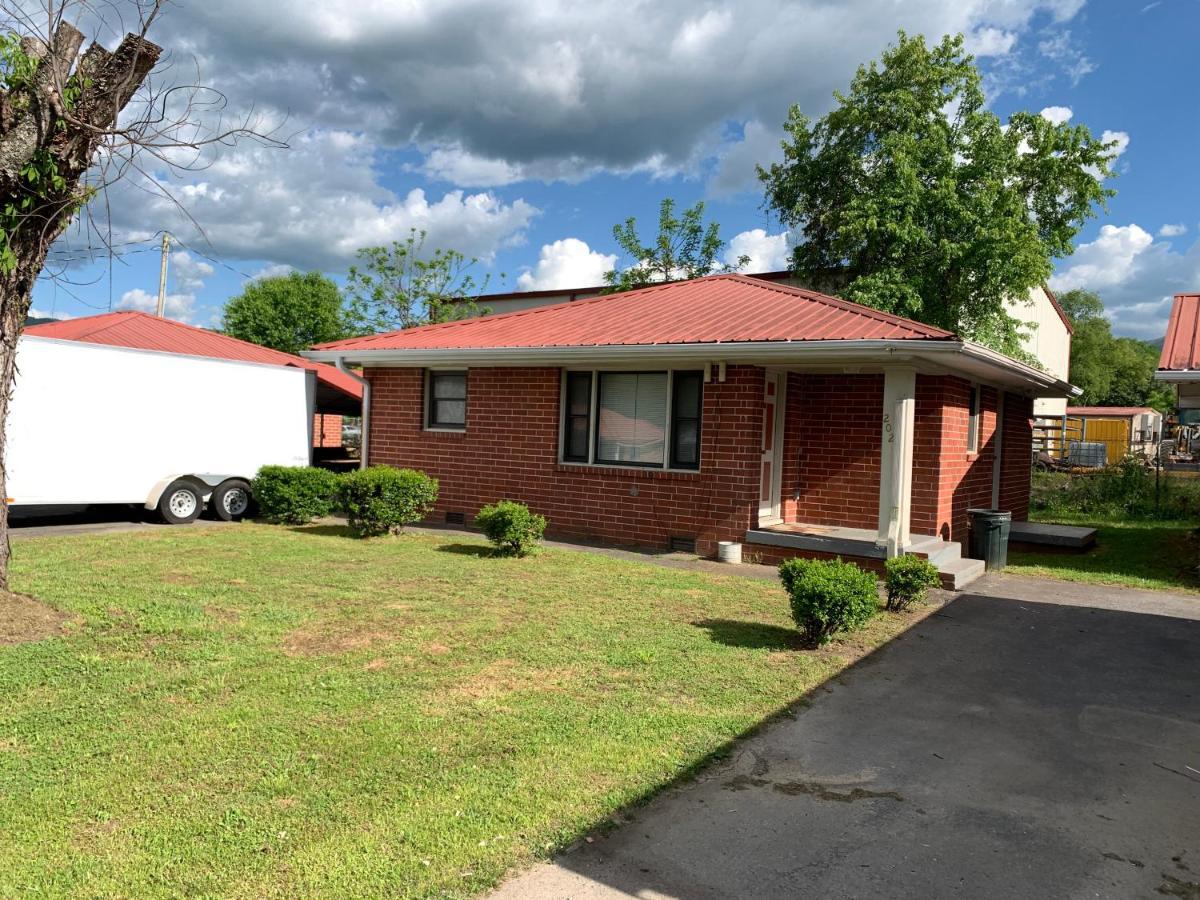 Phillips Historic Motel & Cottages Robbinsville Extérieur photo