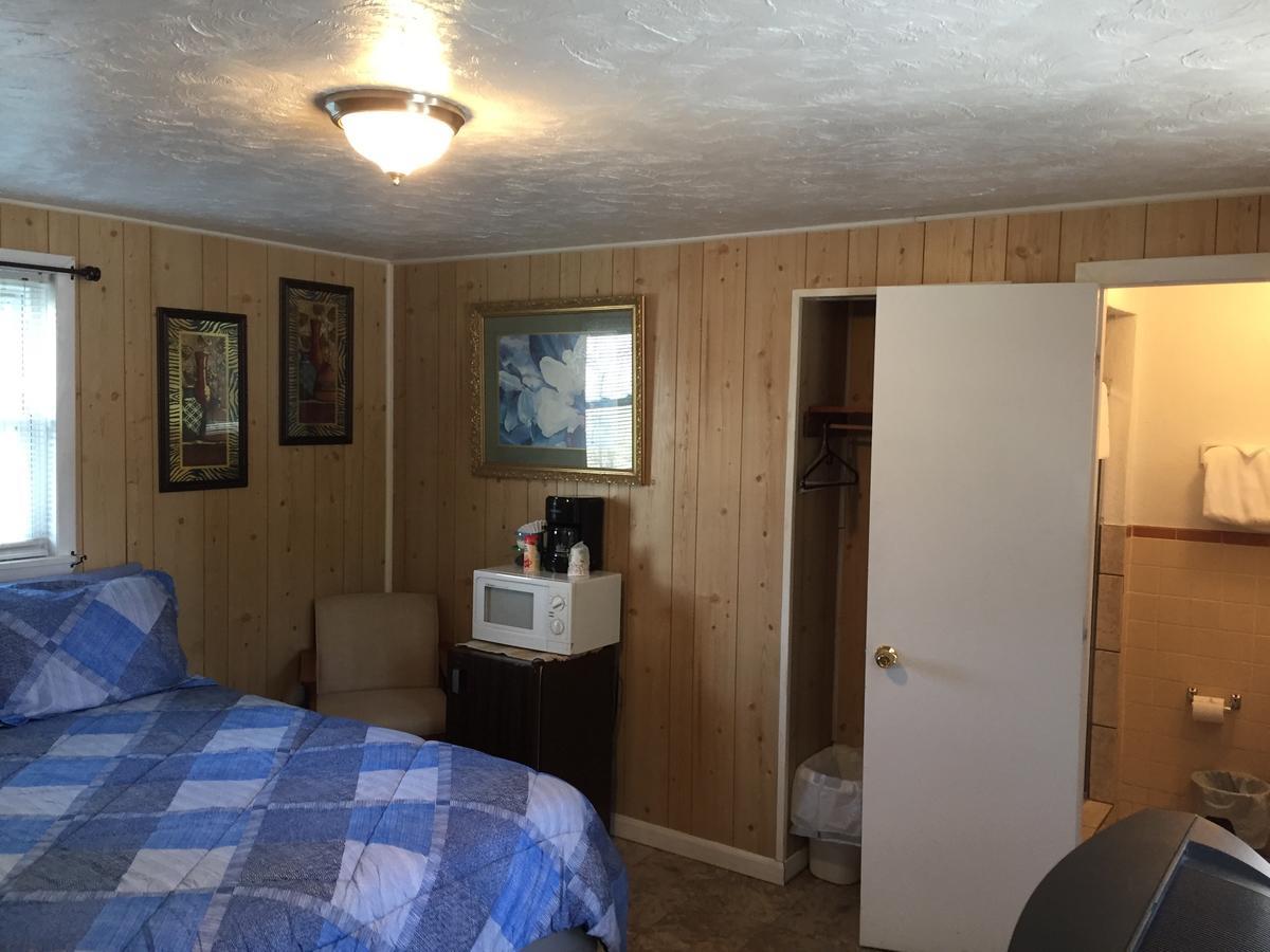 Phillips Historic Motel & Cottages Robbinsville Extérieur photo